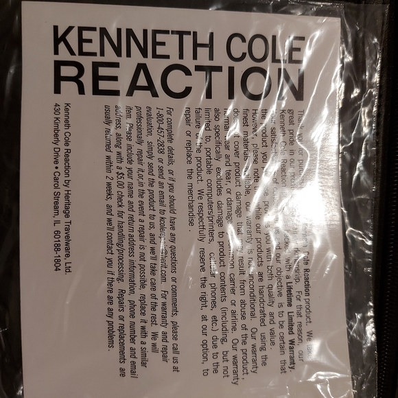 NWT Kenneth Cole 15.6" Leather Blk Messenger Bag - Picture 2 of 11